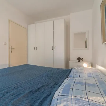 Lucia Biograd Apartman Biograd Na Moru
