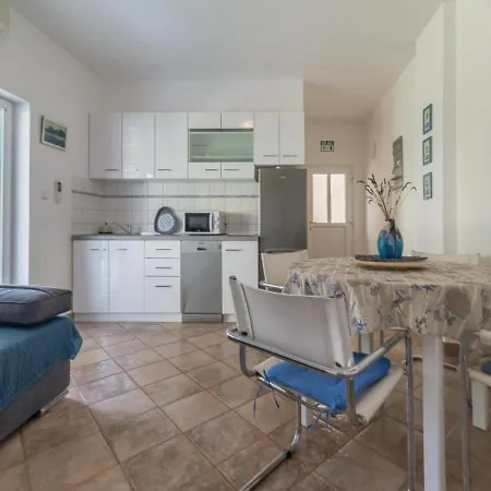 Lucia Biograd Apartment