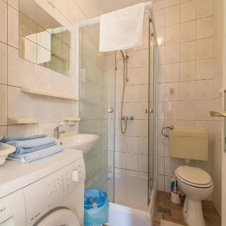 Apartment Lucia Biograd Biograd Na Moru