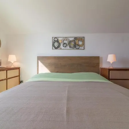 Lucia Biograd Apartment *