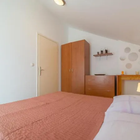 Apartament Lucia Biograd Biograd Na Moru