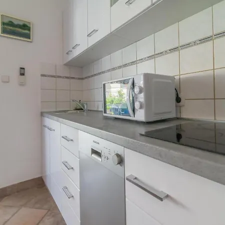 Apartament Lucia Biograd *