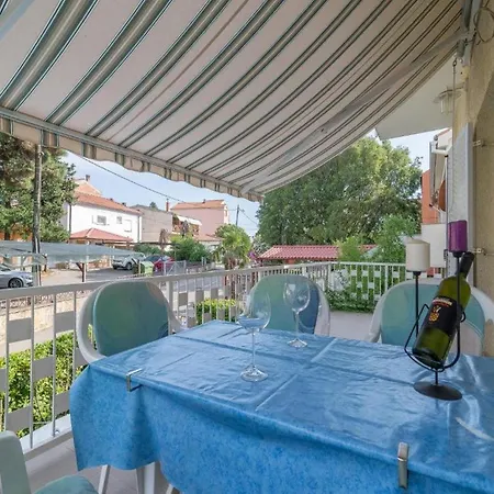Lucia Biograd Biograd Na Moru