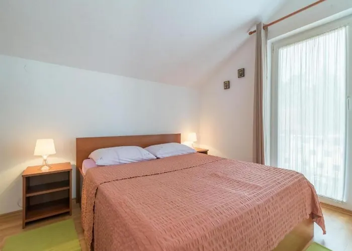 Lägenhet Lucia Biograd Biograd Na Moru