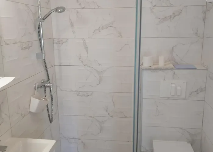 Lucia Biograd דירה